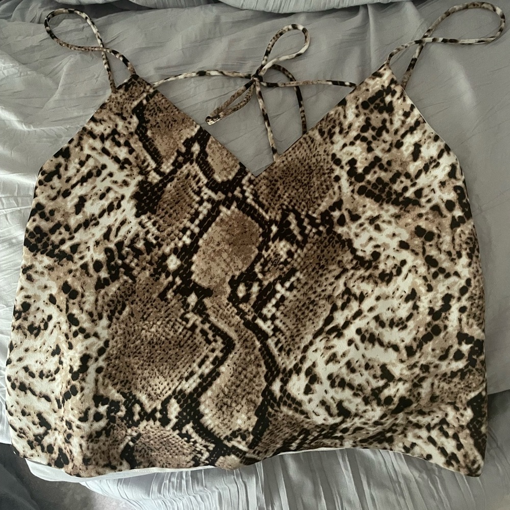 superdown snake tank top